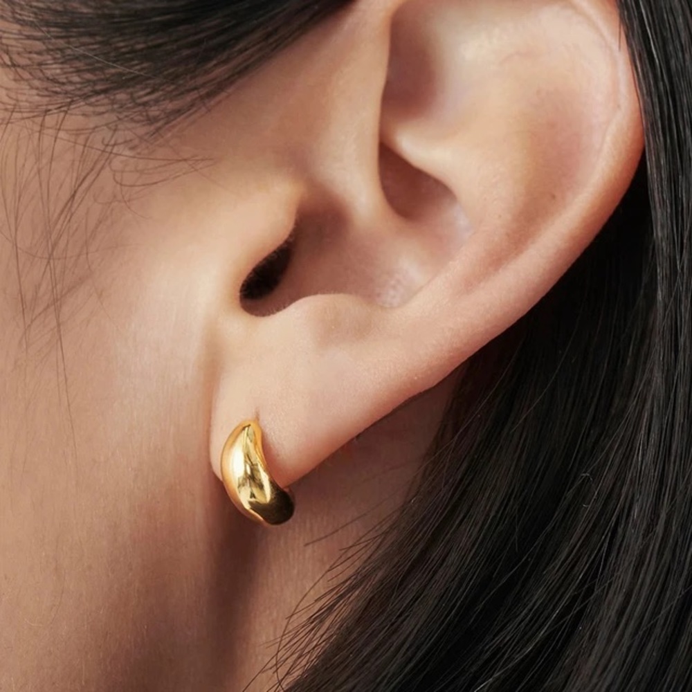 Gold toned nugget Earnings Brand New